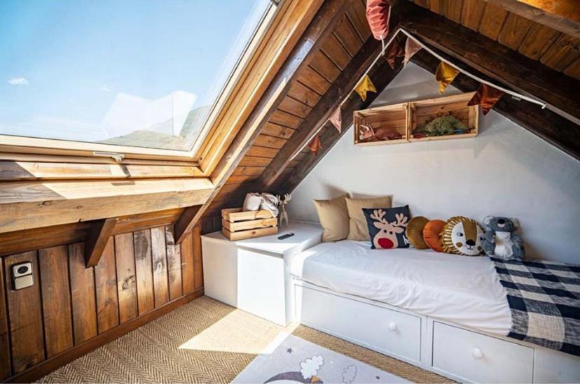 فيلا Casa Catania-Acogedora Casa Con Impresionantes Vistas-Fibra Optica Salardú المظهر الخارجي الصورة