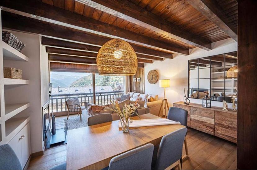 فيلا Casa Catania-Acogedora Casa Con Impresionantes Vistas-Fibra Optica Salardú المظهر الخارجي الصورة